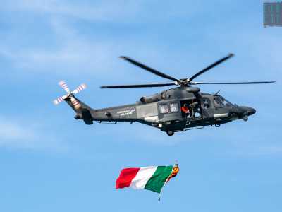2) la dimostrazione di elisoccorso da parte del 15� stormo S.A.R. foto 2